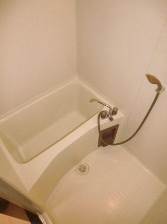 ラフィーヌ池田1番館の物件内観写真